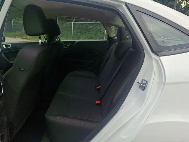 Used 2016 White Ford SE image 10