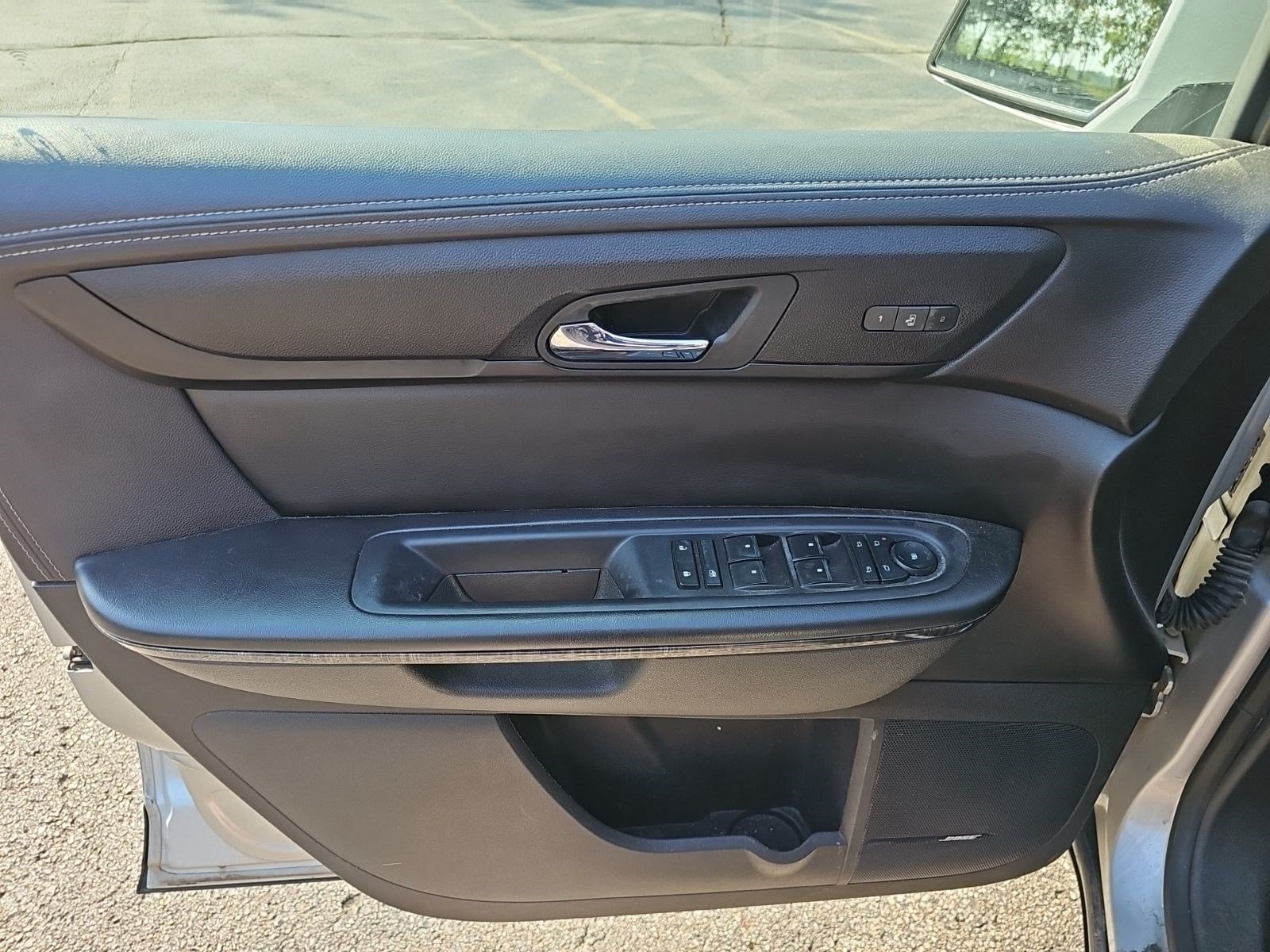 Used 2017 Quicksilver Metallic GMC Limited image 18