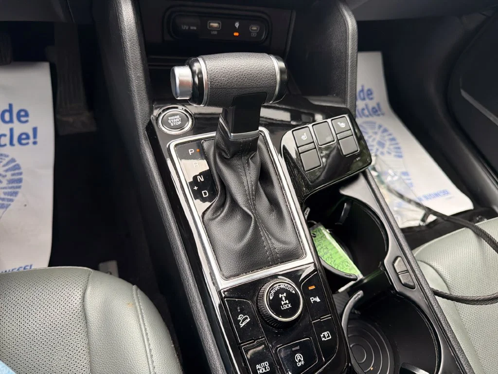 Used 2023 Gray Kia X-Line image 22