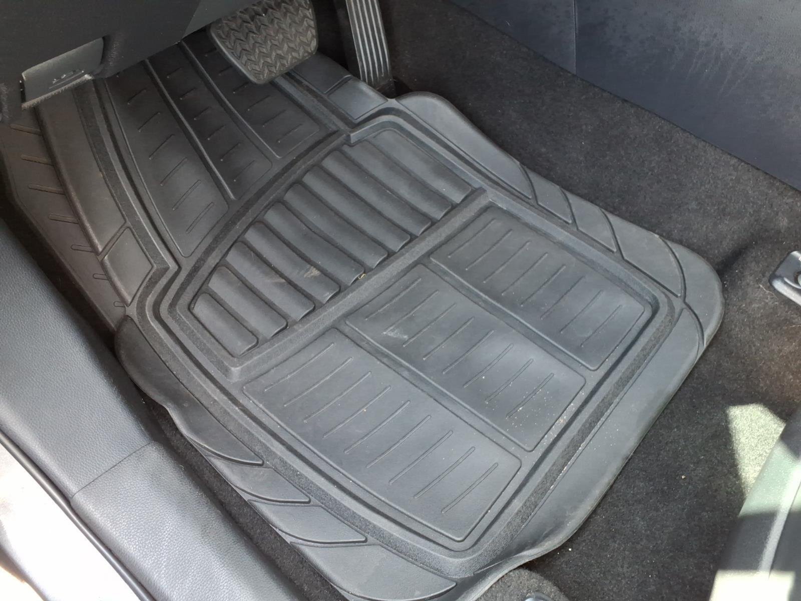 Used 2024 Magnetic Gray Metallic Toyota XLE Premium image 20