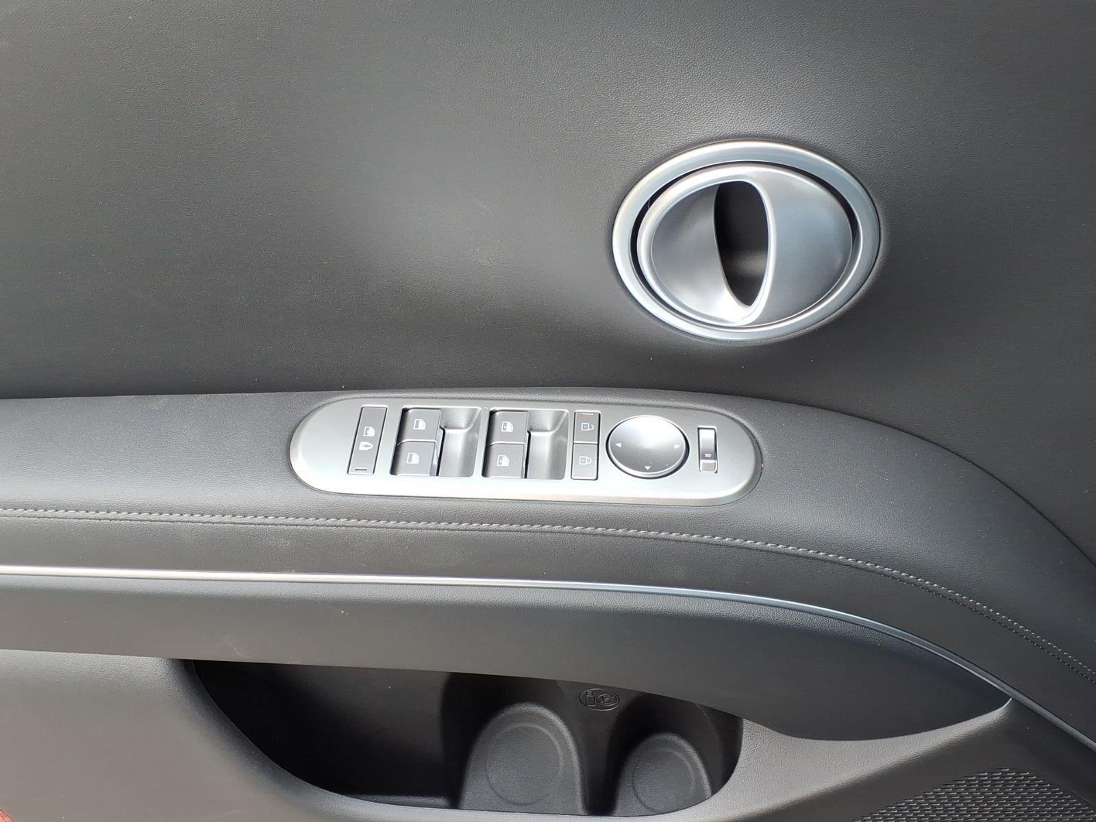 New 2026 CREAMY WHITE HYUNDAI SEL 7P AWD image 14