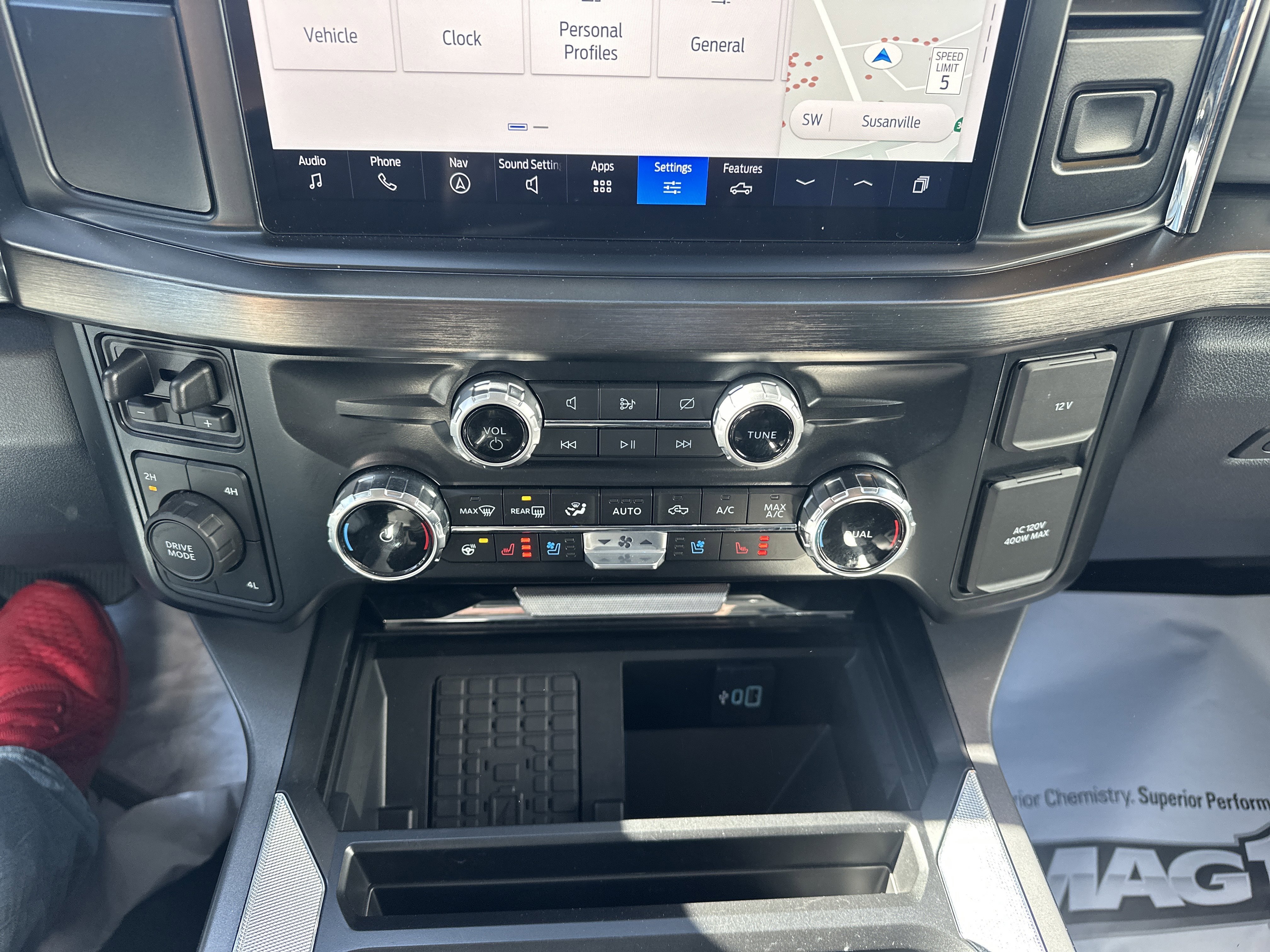 Used 2024 White Ford  image 22