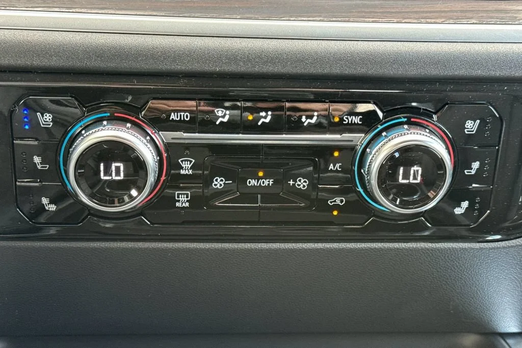 2026 GMC Sierra 2500HD SLT - Photo 17