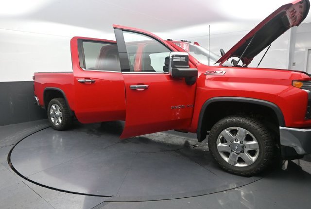 Used 2020 Red Chevrolet LTZ image 29