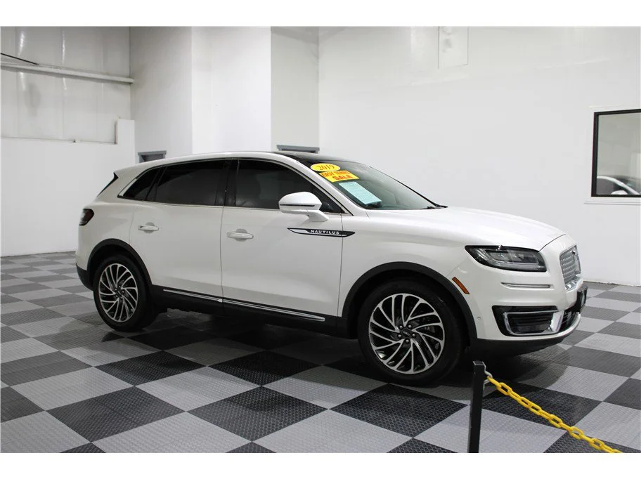2019 Lincoln Nautilus Reserve