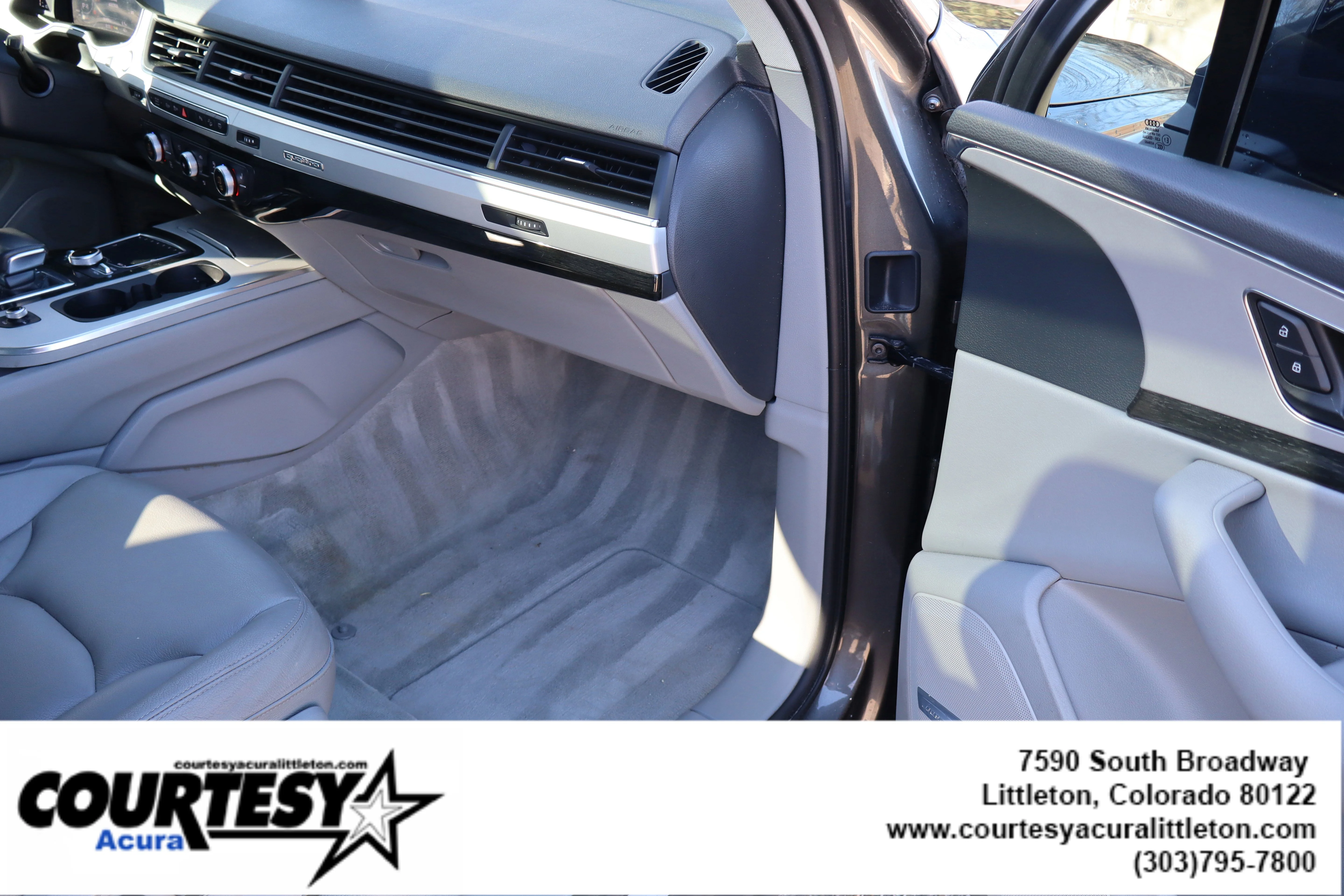 Used 2019 Gray Audi  image 35