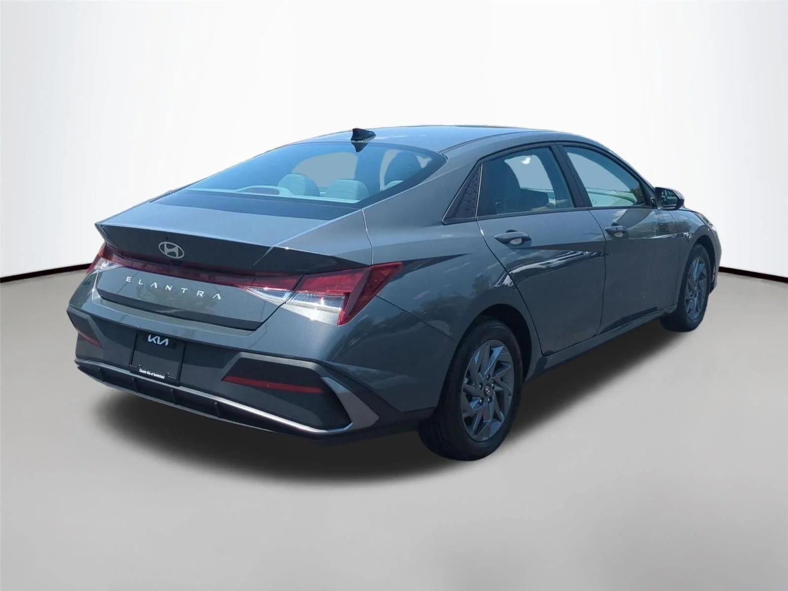 Used 2024 Ecotronic Gray Hyundai SEL image 15