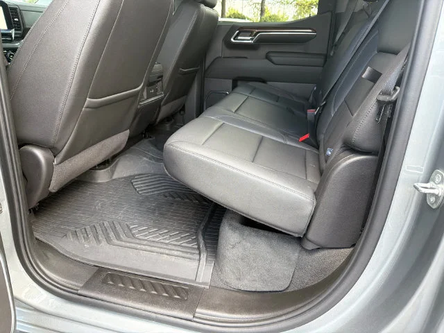 Used 2024 Sterling Gray Metallic Chevrolet LT Trail Boss image 20