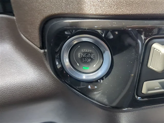2026 GMC Sierra 1500 SLT - Photo 17