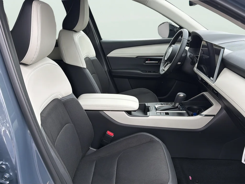 New 2026 Gray Metallic Mazda 2.5 S Preferred AWD image 23