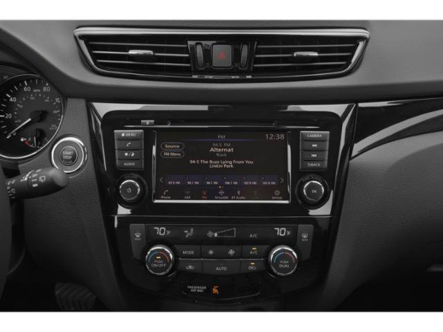 Used 2020 Pearl White Tricoat Nissan SV image 13