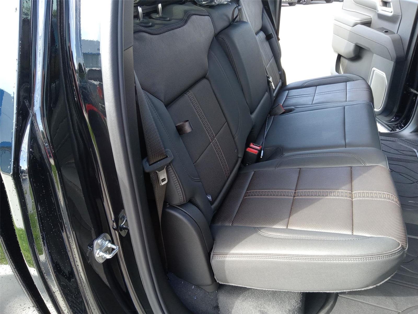 2026 Chevrolet Silverado 1500 High Country - Photo 64