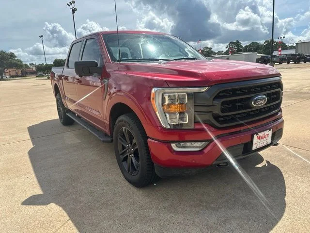 Used 2021 Red Ford XLT image 2