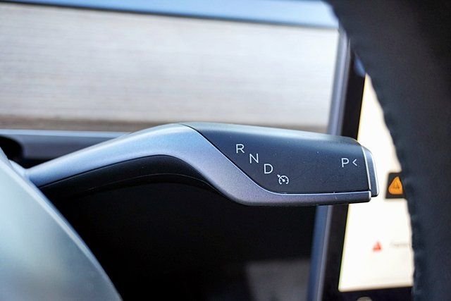 Used 2023  Tesla Long Range image 35