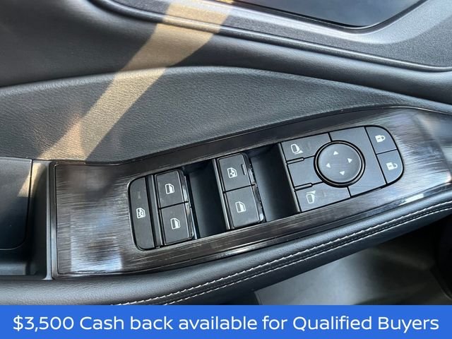 New 2026 Everest White Pearl TriCoat Nissan Dark Armor™ image 26