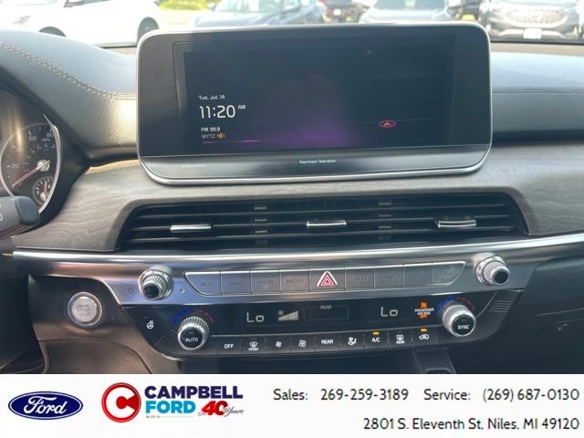 Used 2022 Black Kia SX image 39
