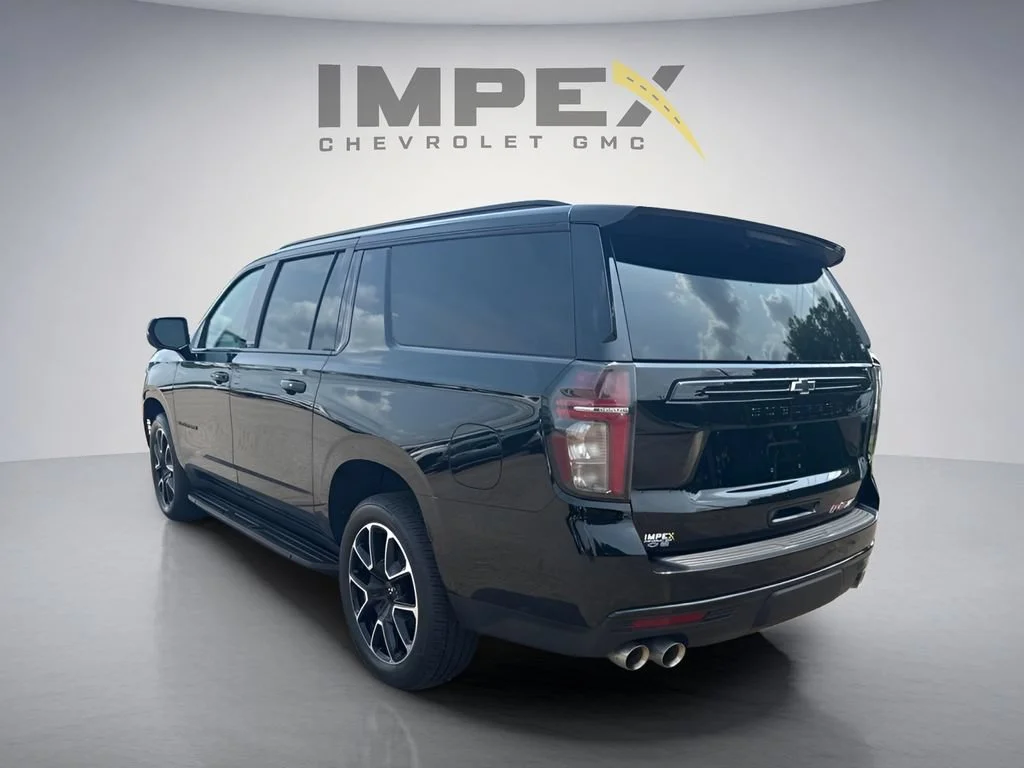 Used 2023 Black Chevrolet RST image 3
