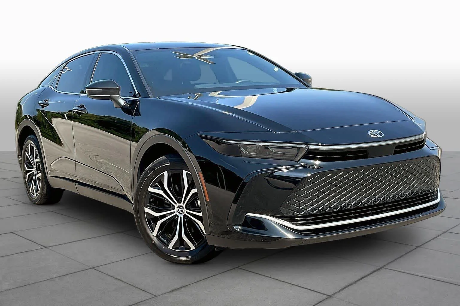 Used 2024 Black Toyota XLE image 2