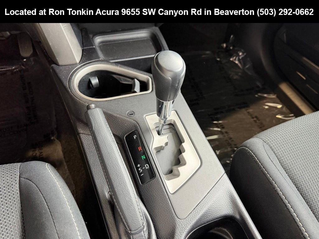 Used 2016 Silver Sky Metallic Toyota XLE image 25