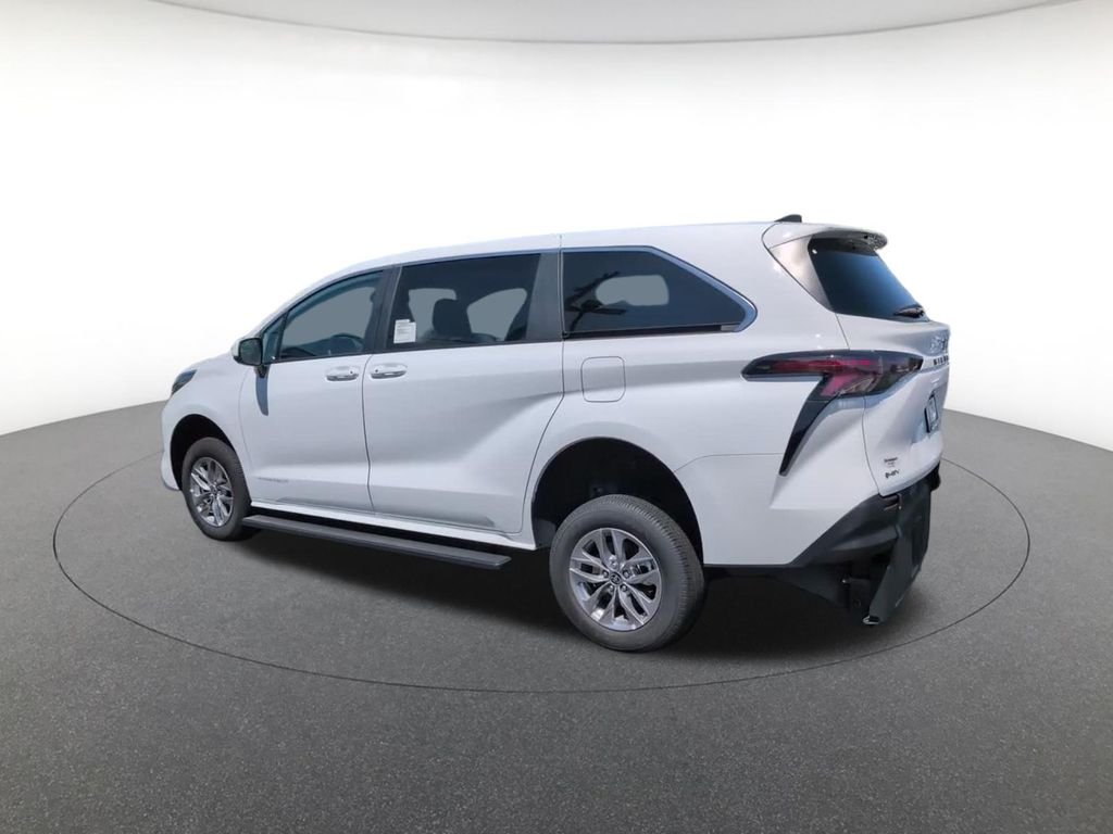 Used 2025 White Toyota LE image 12