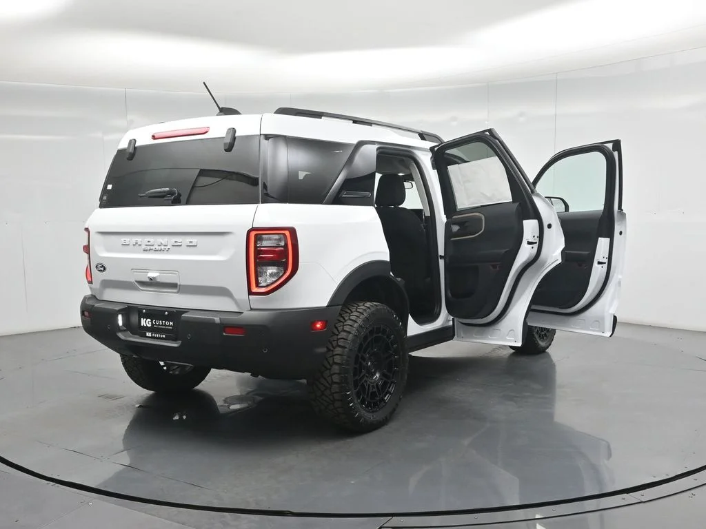 New 2026 Oxford White Ford Big Bend image 5