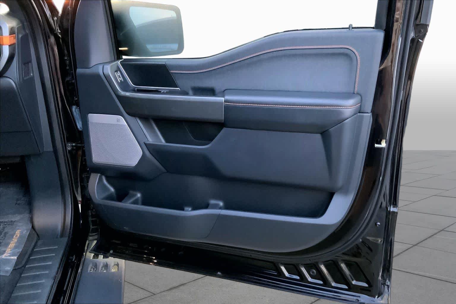 Used 2023 Agate Black Metallic Ford Tremor image 20