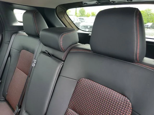 Used 2025 Brown Nissan SR image 12
