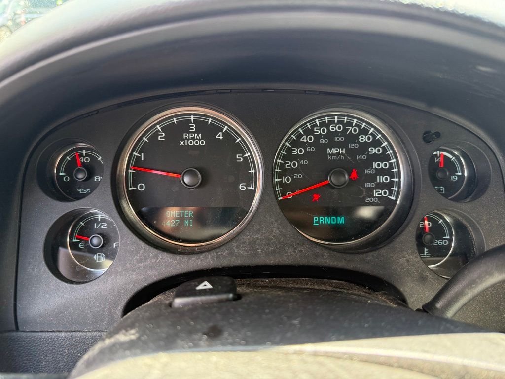 Used 2013 Black GMC SLE image 9