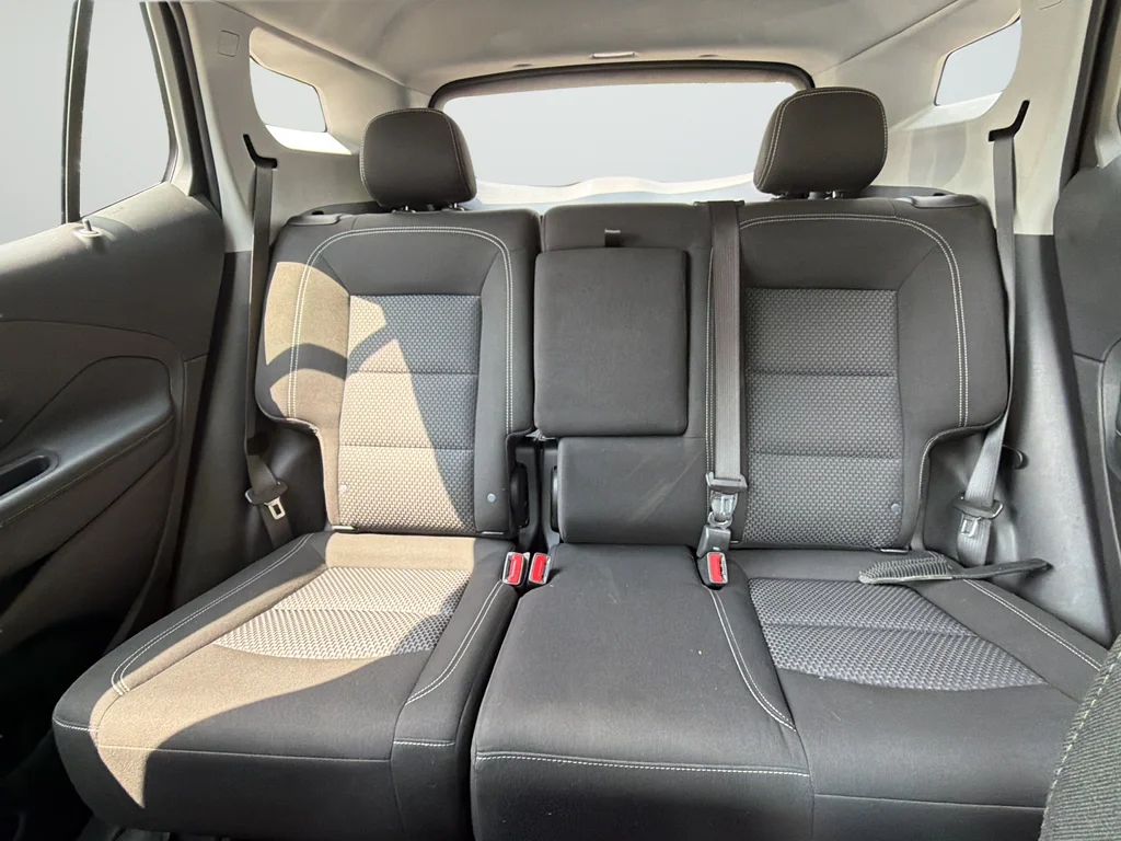 Used 2024 Blue GMC SLE image 23