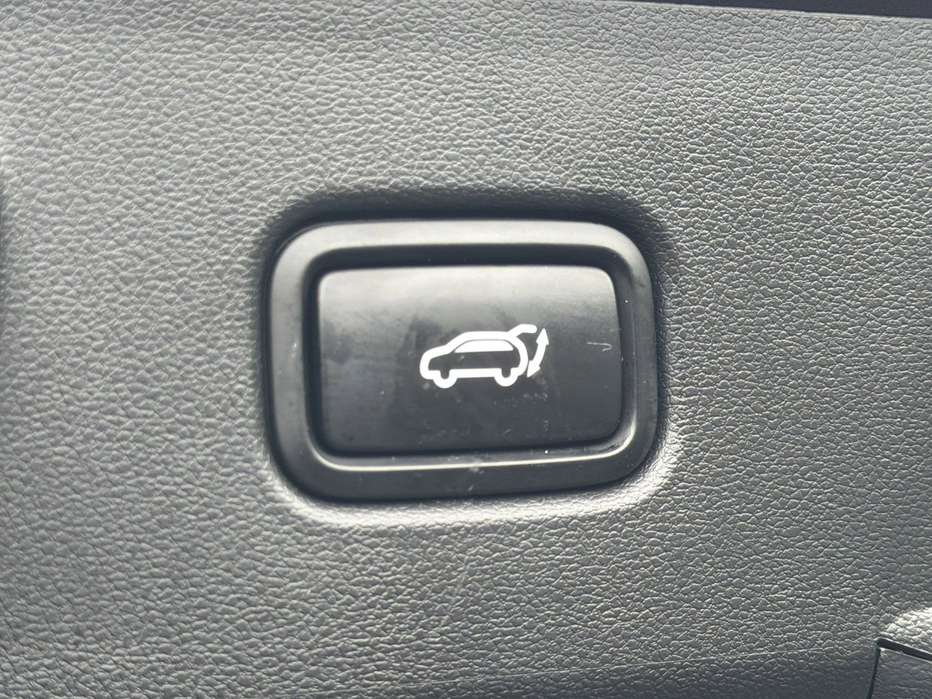 Certified Used 2022 Portofino Gray Hyundai SEL image 28