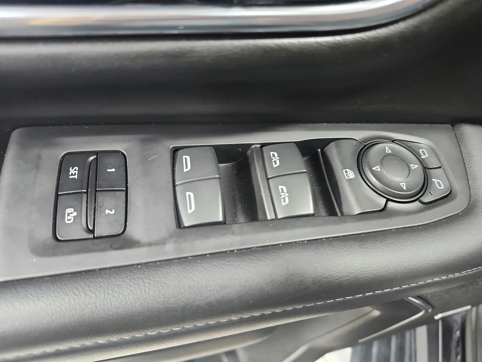 Used 2023 Gray Chevrolet LT image 35