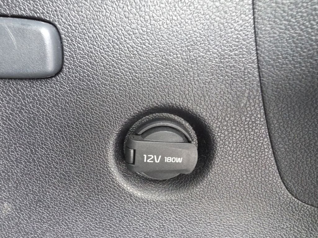 Used 2016 Silver Kia SX image 29