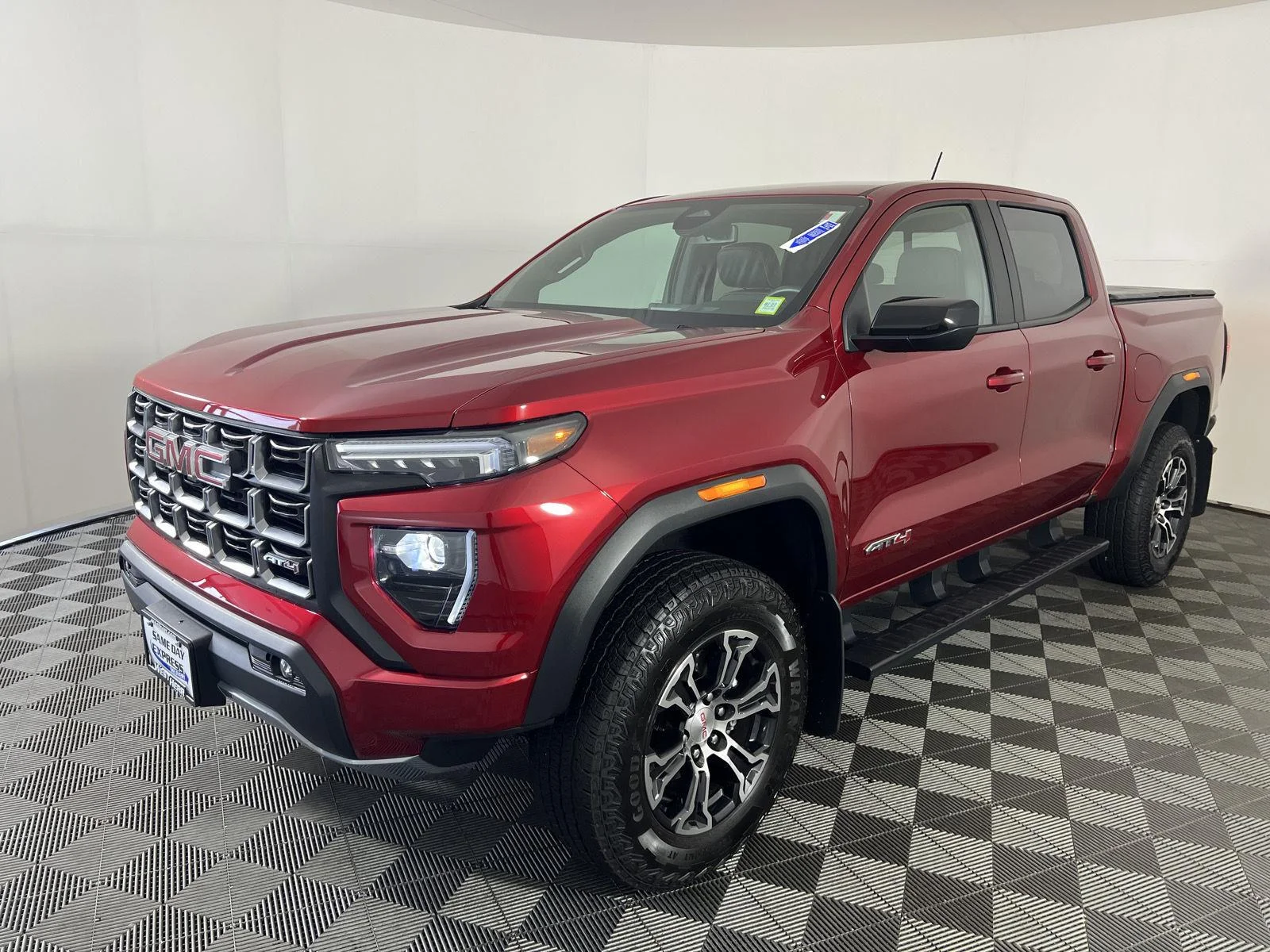 Used 2025 Volcanic Red Tintcoat GMC AT4 image 22