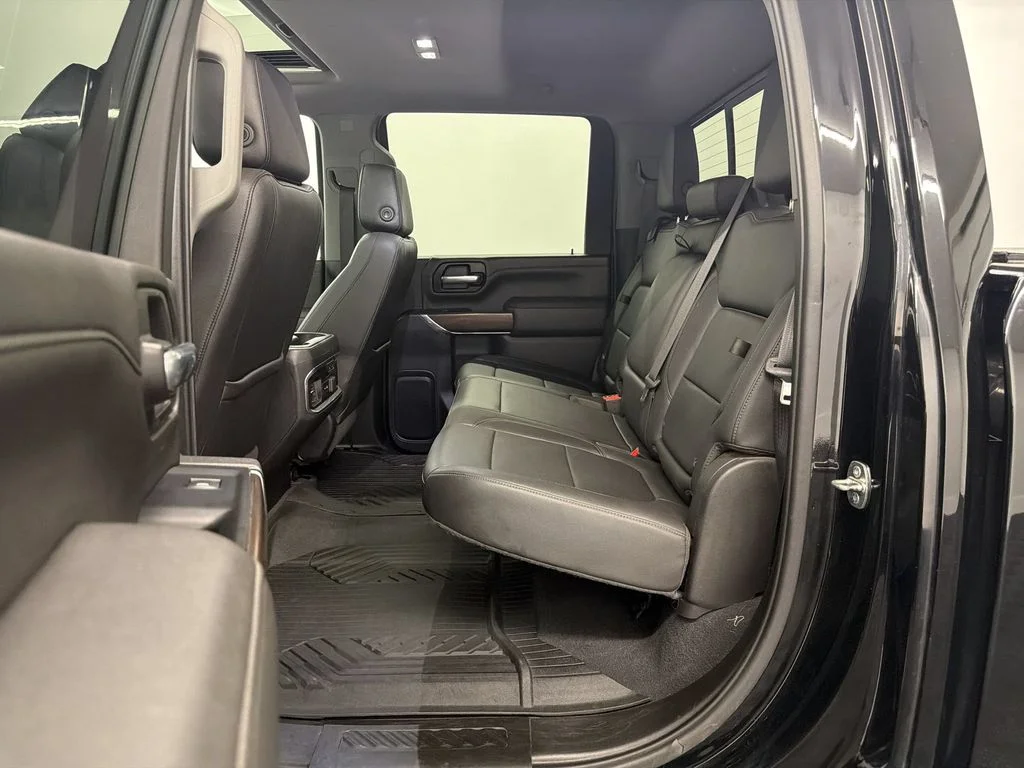 Used 2020 Onyx Black GMC SLT image 22