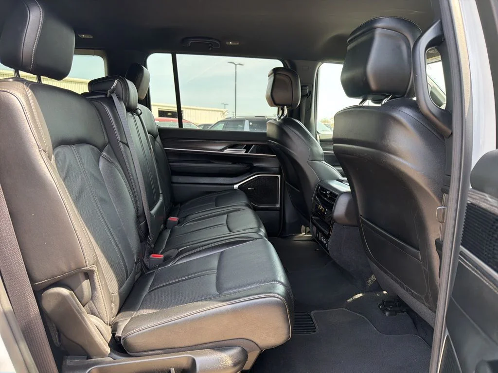 Used 2024 White Jeep Series II image 30
