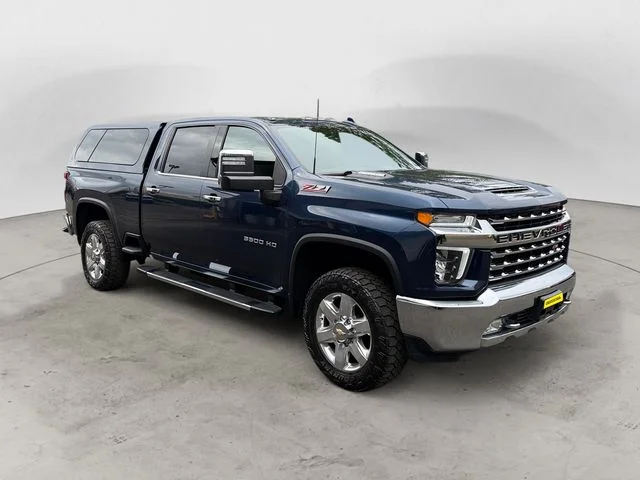 Used 2021 Blue Chevrolet LTZ image 7
