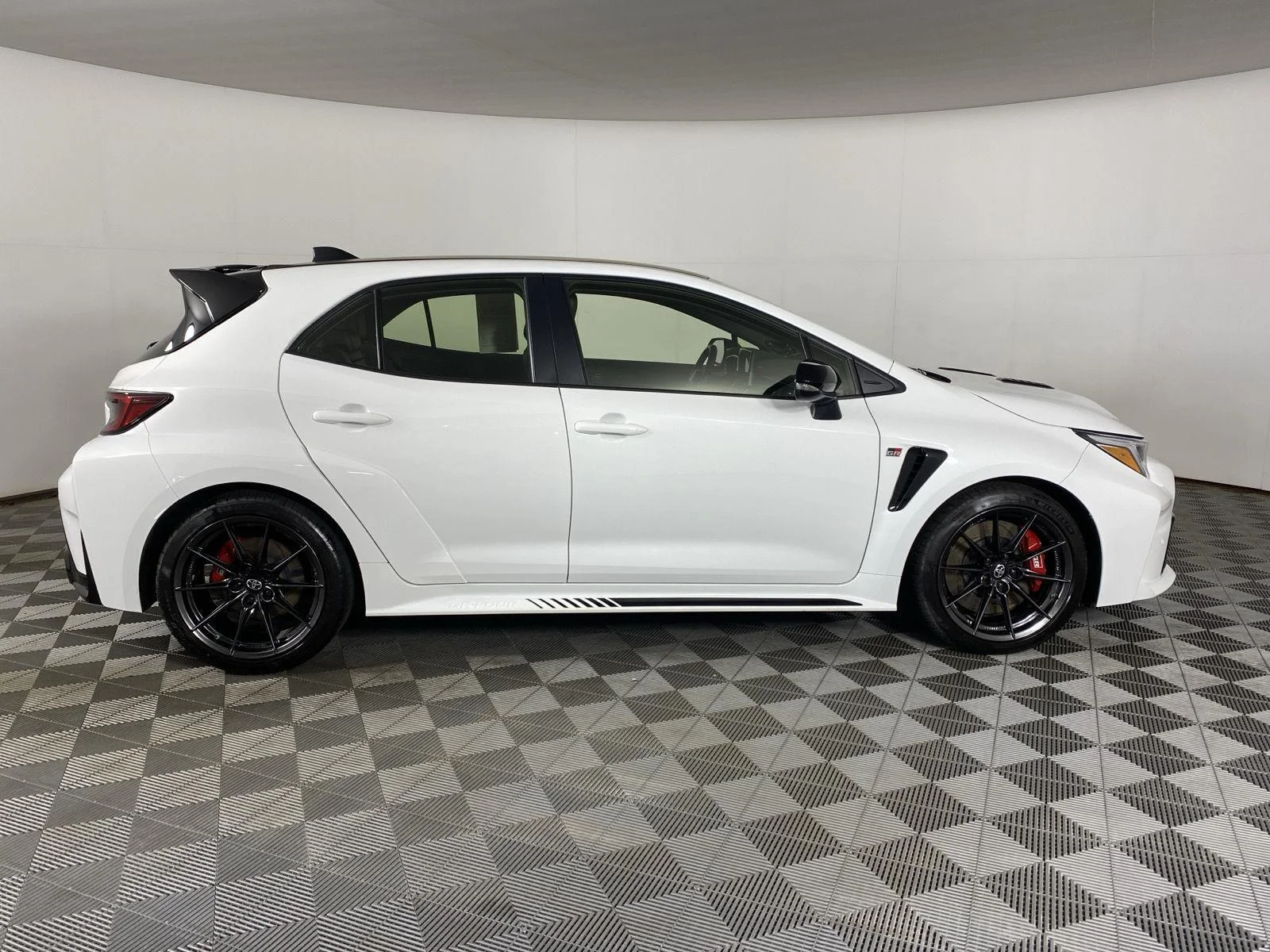 Used 2024 Ice Toyota Circuit Edition image 11