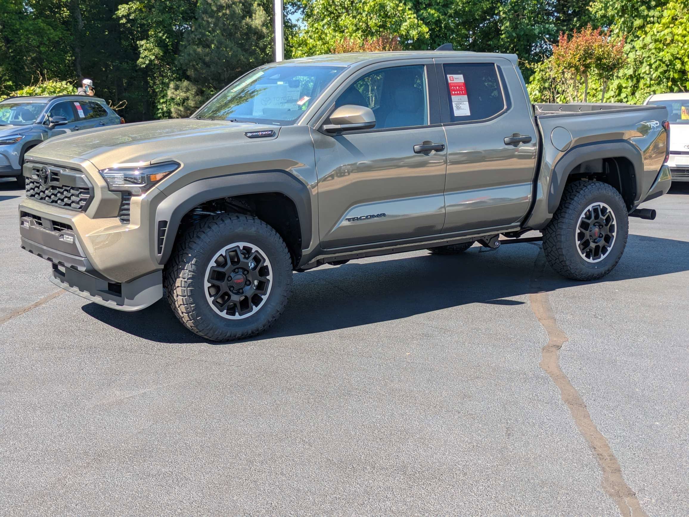 2026 Toyota Tacoma TRD Off Road - Photo 9