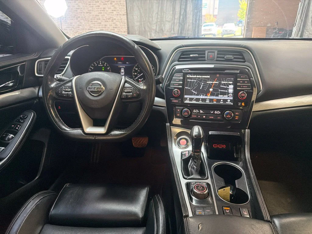 Used 2017 Deep Blue Pearl Nissan 3.5 SV image 15
