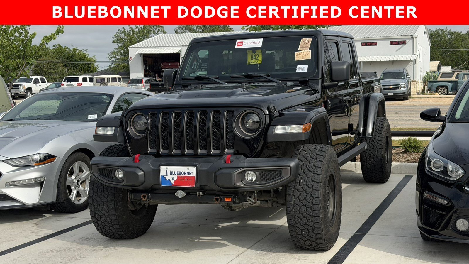 Certified Used 2023 Black Clearcoat Jeep Rubicon image 11