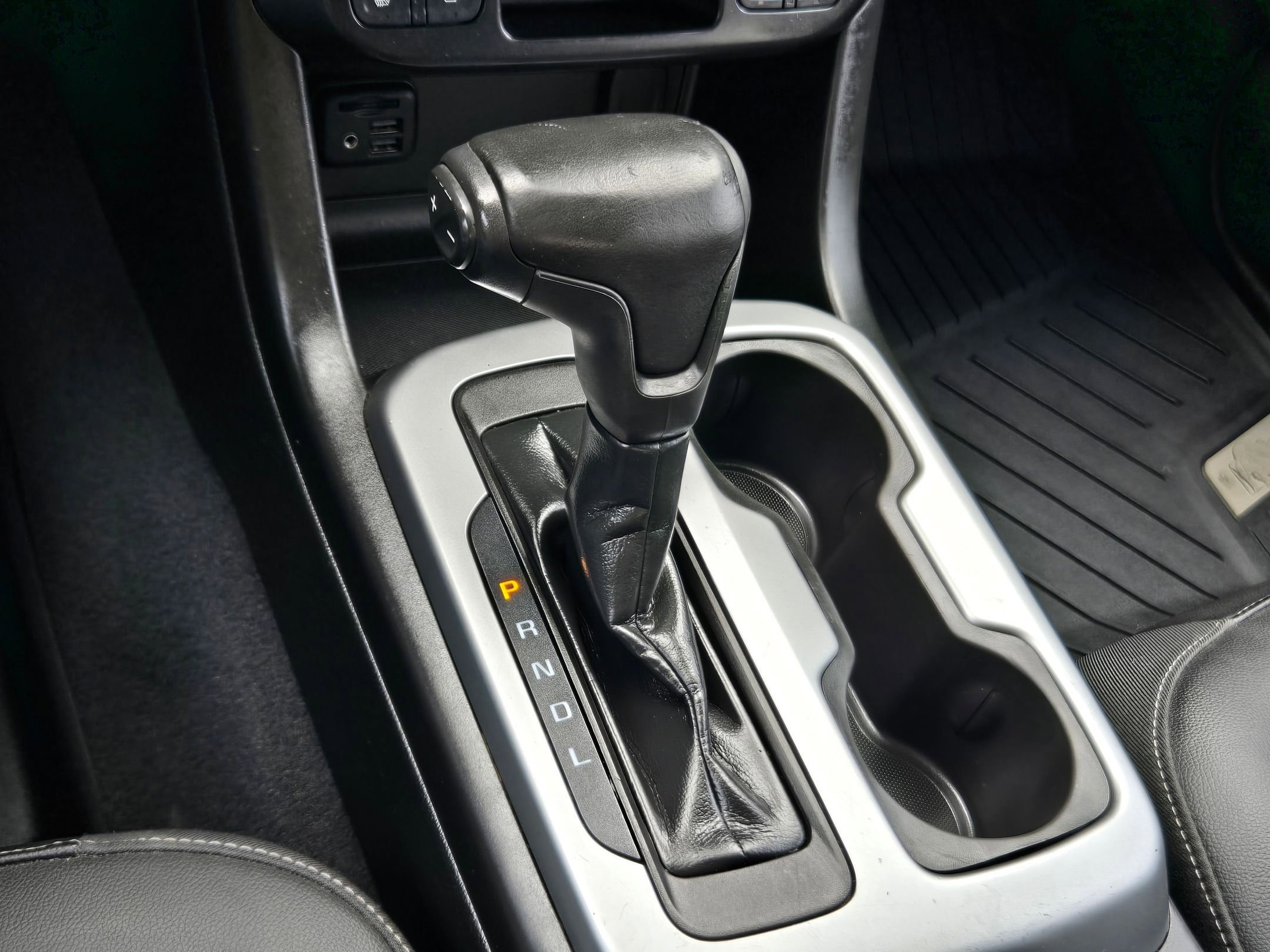 2021 Chevrolet Colorado ZR2 - Photo 19