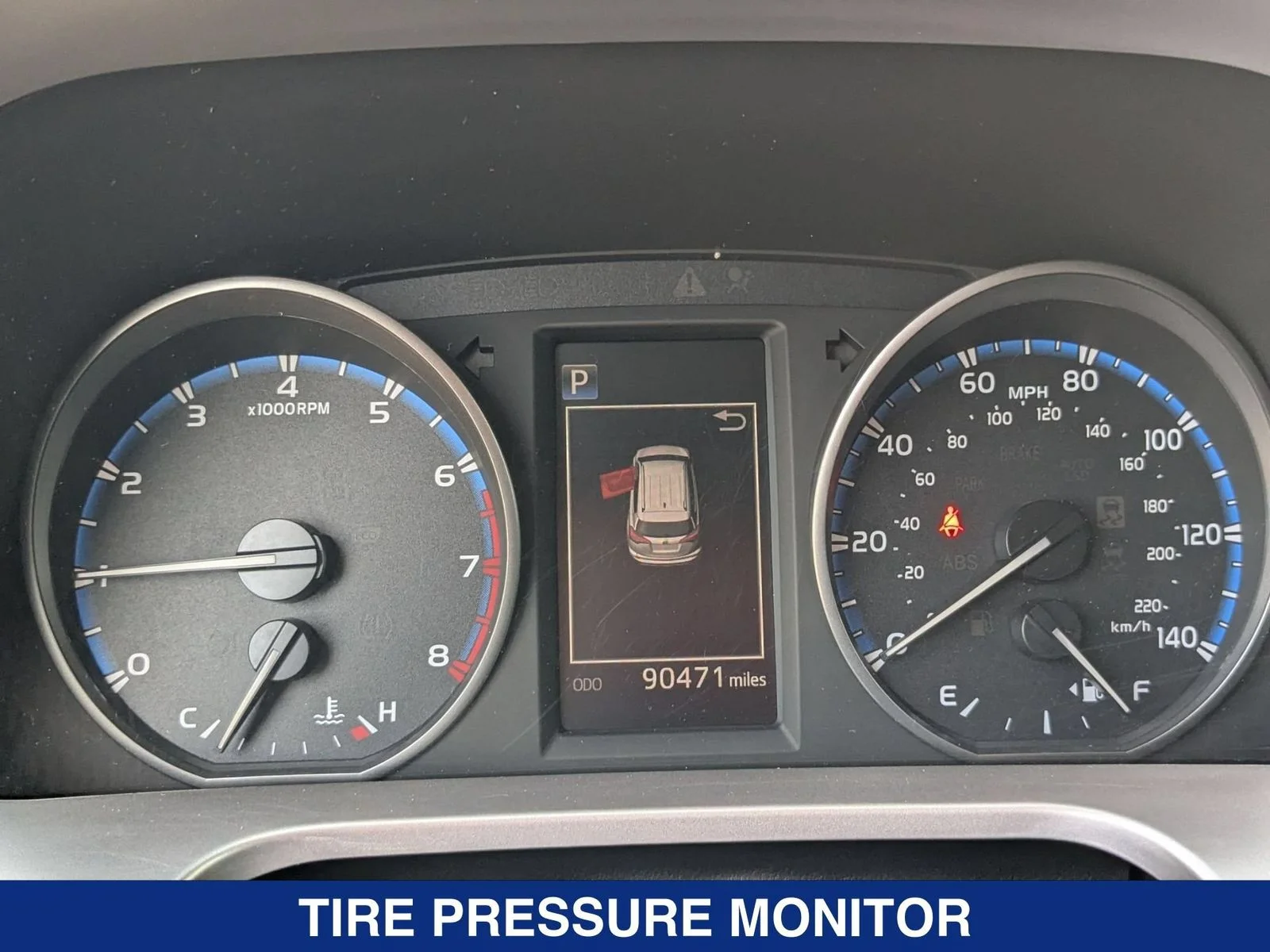 Used 2017  Toyota XLE image 16