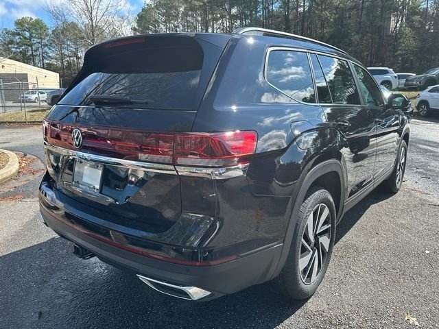 New 2026 Deep Black Pearl Volkswagen 2.0T SE W/TECHNOLOGY image 5