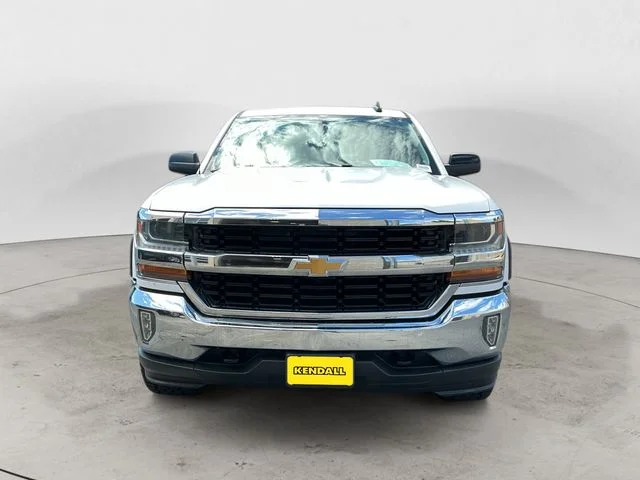 Used 2017 White Chevrolet LT image 2