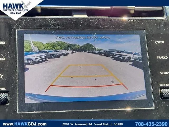 Used 2024 Silver Hyundai SEL image 13