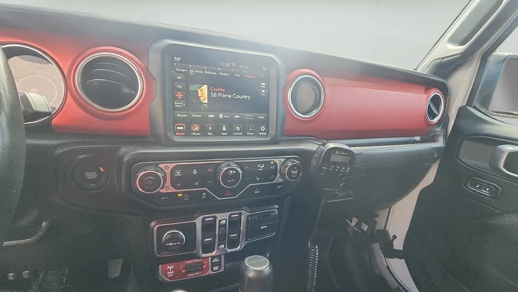 Used 2022 White Jeep Rubicon image 18