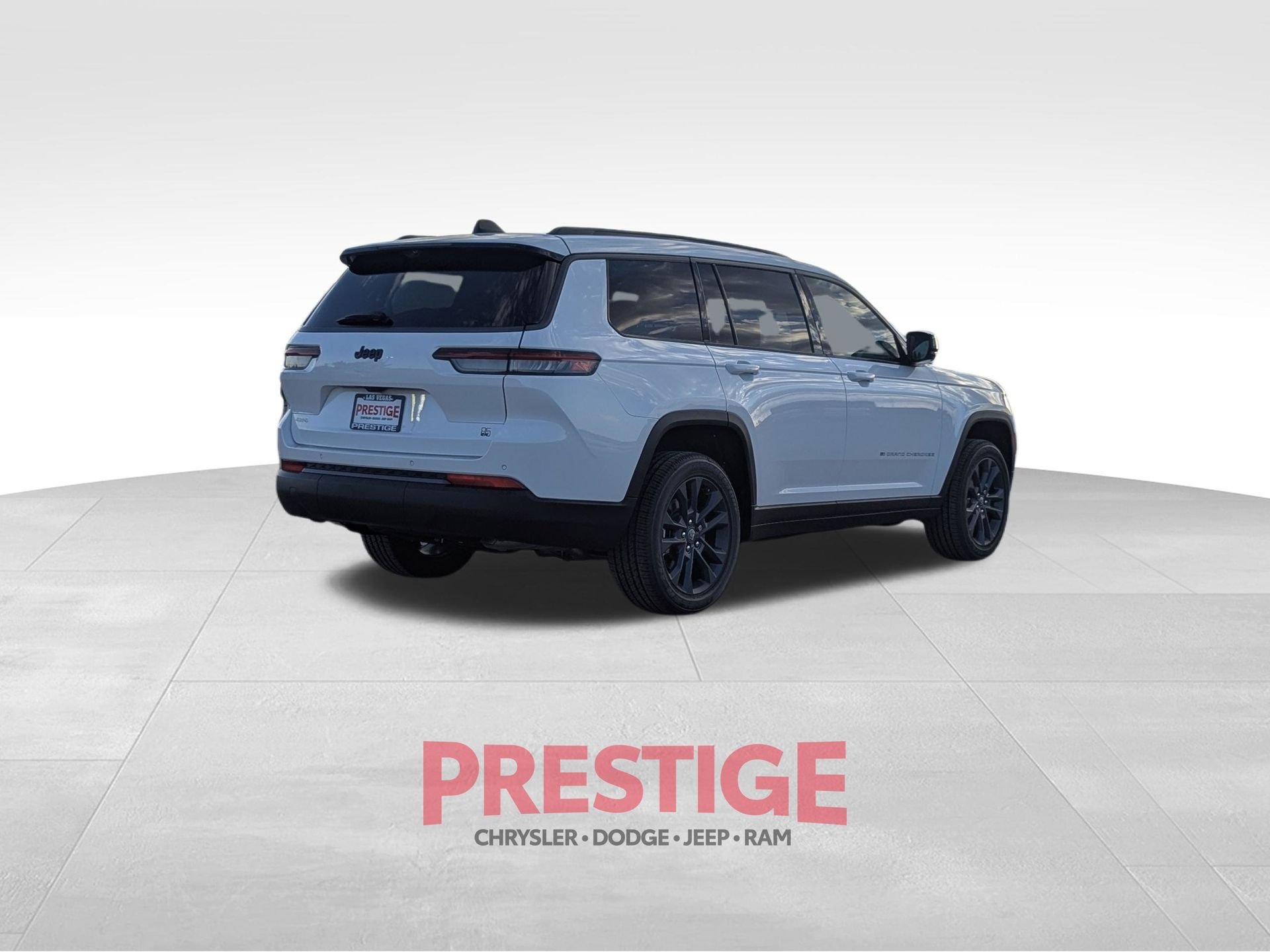 New 2026 Bright White Clear-Coat Exterior Paint Jeep Limited image 5