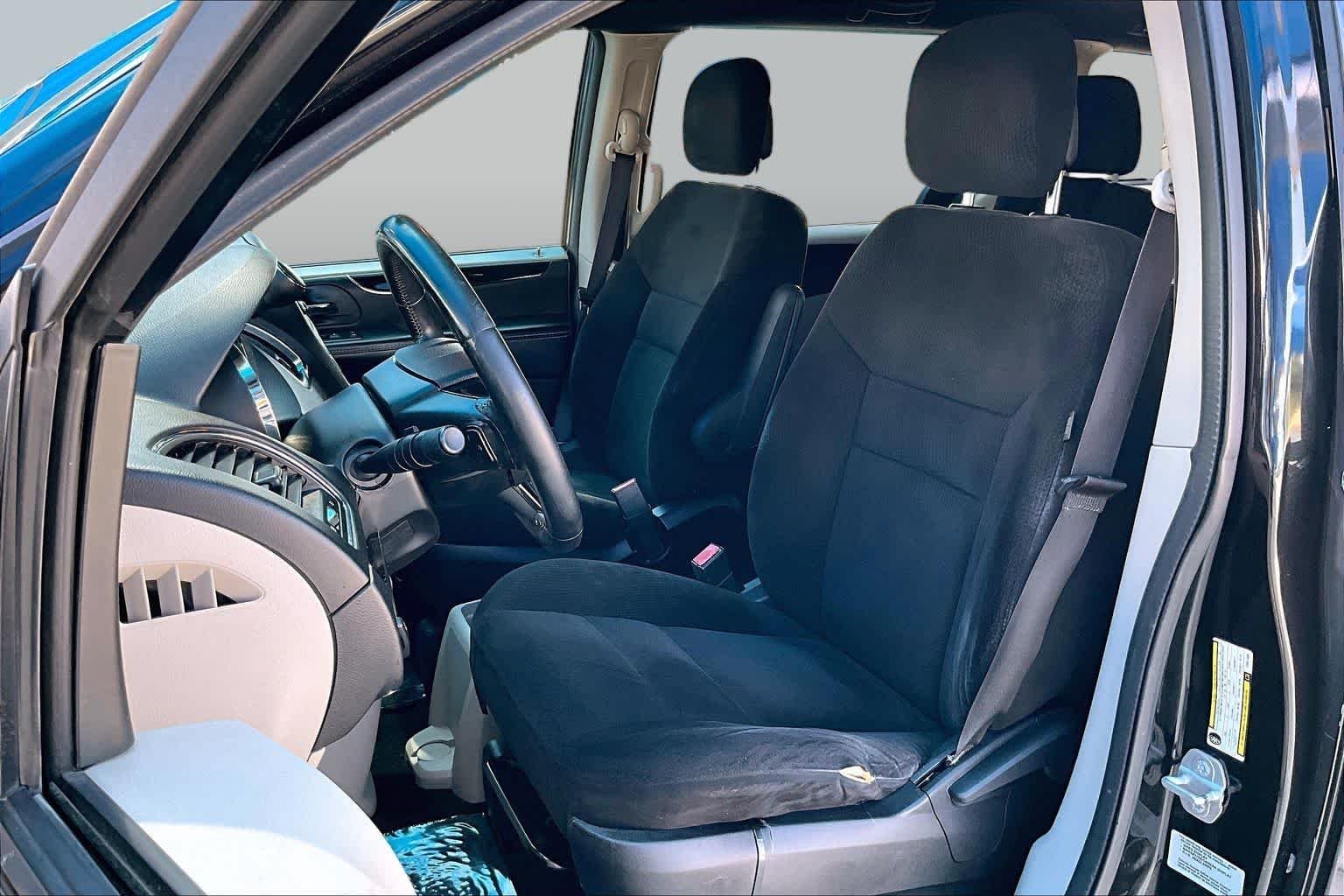 Pre-Owned 2015 Dodge Grand Caravan SE Plus