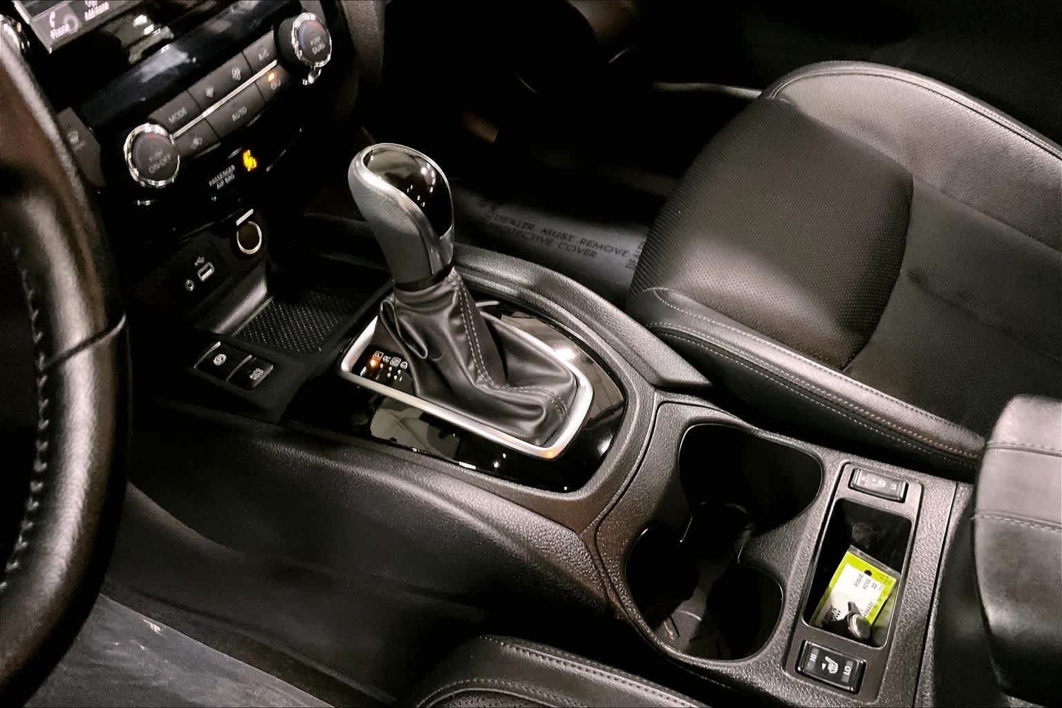 Used 2022 Gun Metallic Nissan SL image 16
