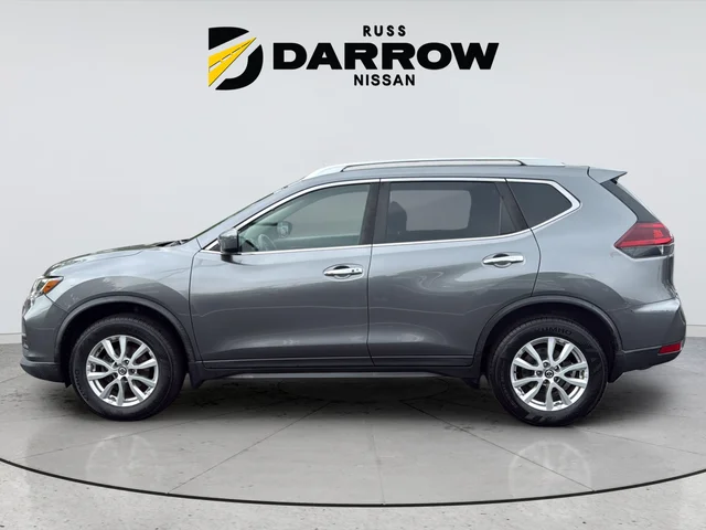 Used 2018 Gray Nissan SV image 2